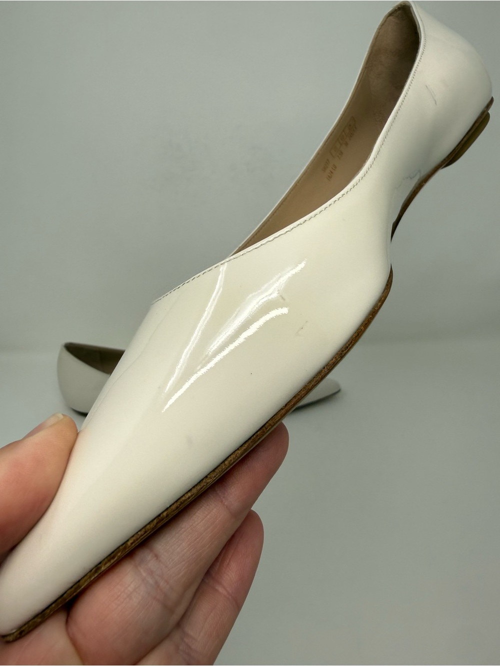New Stuart Weitzman Emilia Pointed Toe Flat Cream Patent Sz 7.5 - Picture 11 of 16